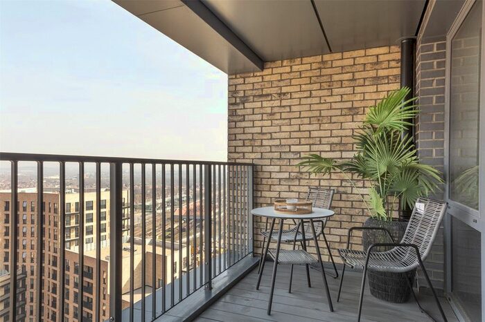 2 Bedroom Flat To Rent In Uncle Southall, Merrick Road, Southall, UB2