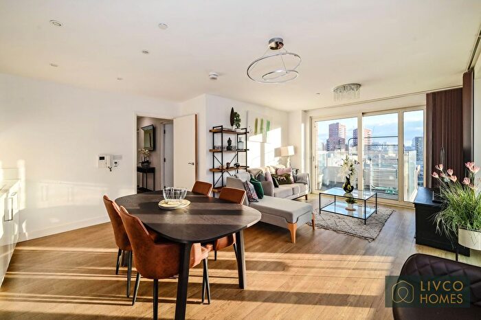 3 Bedroom Flat For Sale In Jefferson Plaza, Marner Point, E3