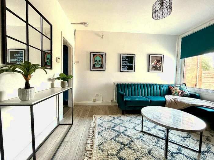 1 Bedroom House To Rent In Welby Avenue, Lenton, Nottingham, Nottinghamshire, NG7