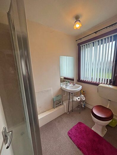 1 Bedroom Flat To Rent In Skye Road, Dunfermline, KY11