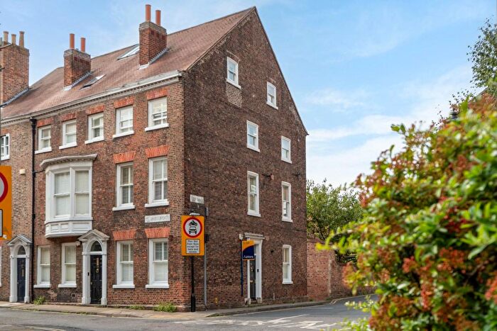 5 Bedroom Terraced House For Sale In Spen Lane, York, YO1