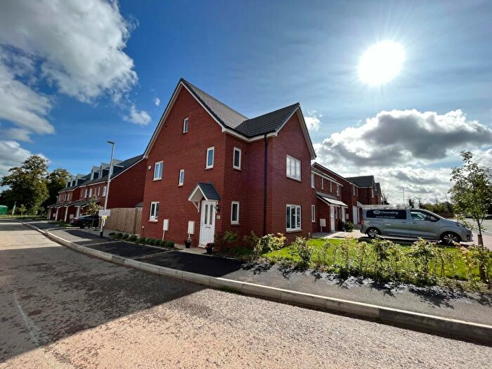 1 Bedroom Garage / Parking To Rent In Rosemary Hill, Newcastle, Staffordshire, ST5