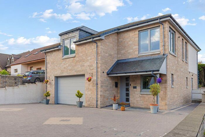 5 Bedroom Detached House For Sale In A, Carnock Road, Dunfermline, KY12