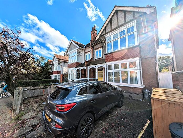 1 Bedroom Maisonette To Rent In Augustus Road, London, SW19