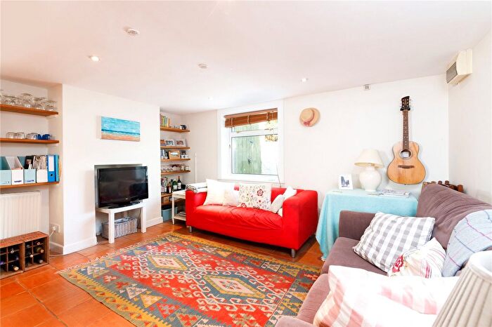 3 Bedroom Terraced House To Rent In Marlborough Avenue, London, E8