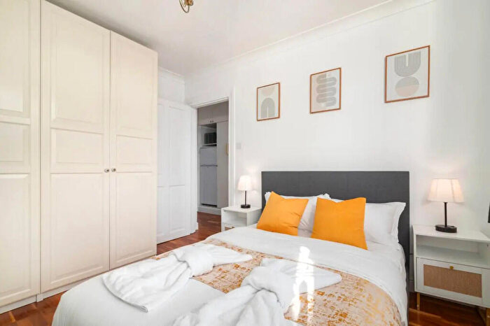 1 Bedroom Apartment To Rent In Aberdeen Place, London, NW8