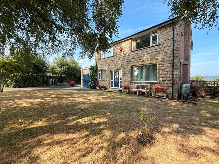 4 Bedroom Detached House For Sale In Greenway, Honley, Holmfirth, HD9