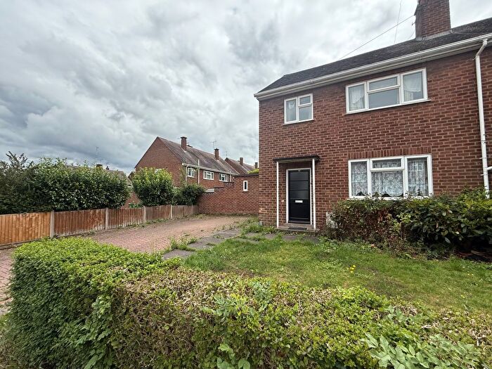 3 Bedroom Property To Rent In Bradestone Road, Nuneaton, CV11