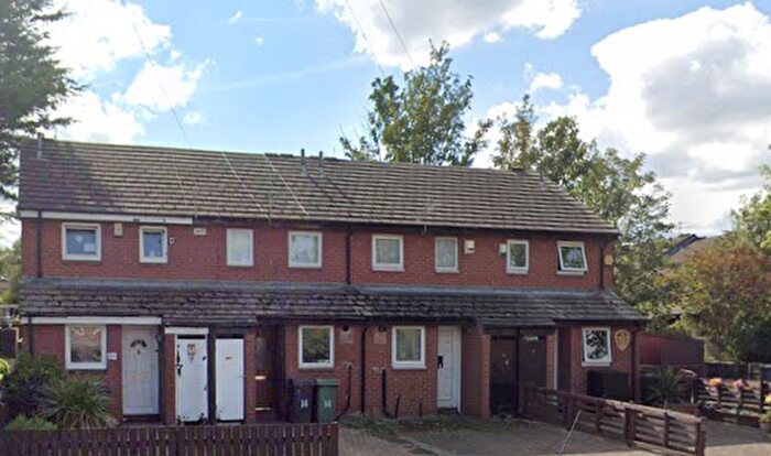 1 Bedroom Flat To Rent In Colville Terrace, Leeds, West Yorkshire, LS11