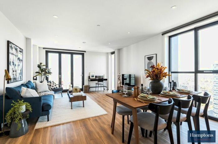 3 Bedroom Flat To Rent In George Street, Croydon, CR0