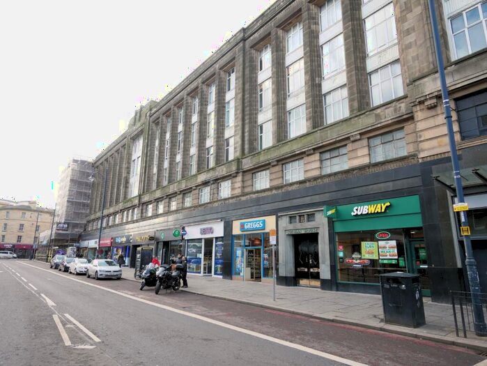 1 Bedroom Flat To Rent In Lothian House, Lothian Road, City Centre, Edinburgh, EH3