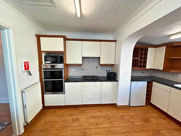 6 Bedroom Terraced House To Rent In Clifton Road, Exeter, EX1