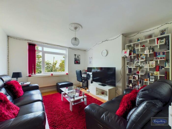 1 Bedroom Flat To Rent In Occupation Lane, Shooters Hill, Woolwich, SE18