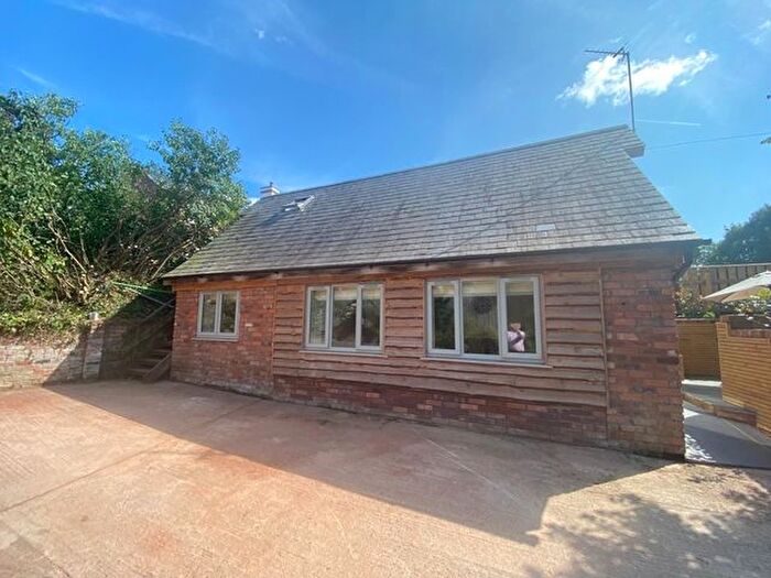 2 Bedroom Bungalow To Rent In Perkins Village, Exeter, EX5
