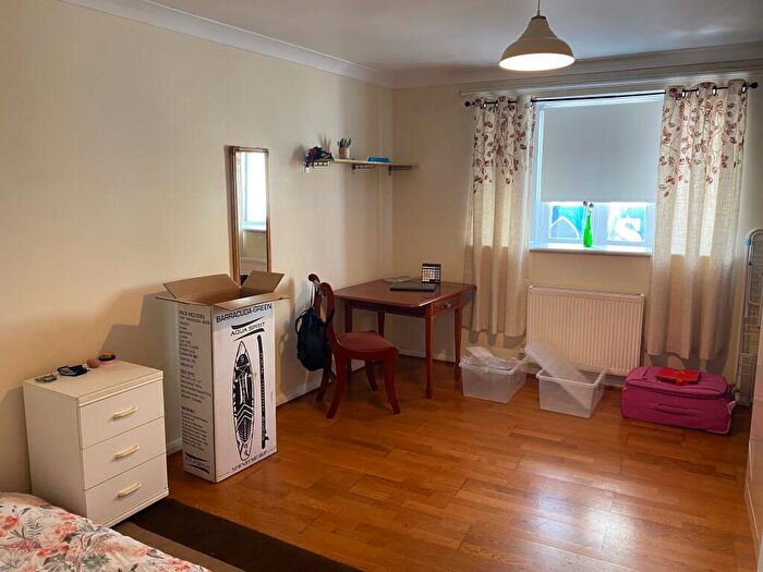 Studio To Rent In Lennox Street, PO21