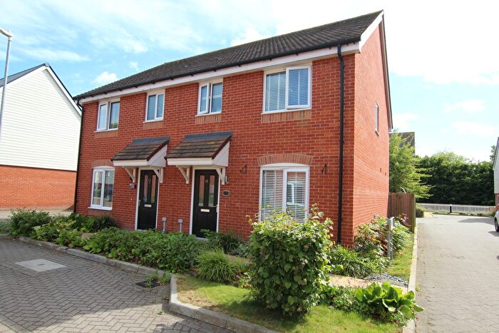 3 Bedroom Semi Detached House To Rent In Siegfried Close, Sellindge, TN25