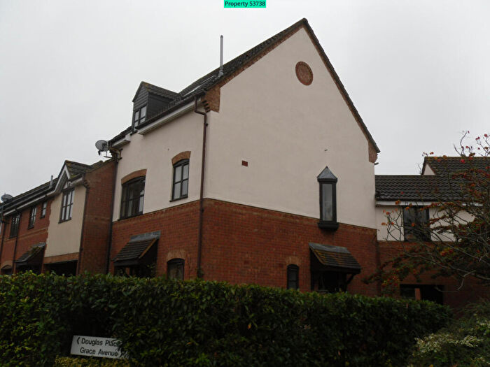 2 Bedroom Flat To Rent In Grace Avenue, Oldbrook, Milton Keynes, MK6