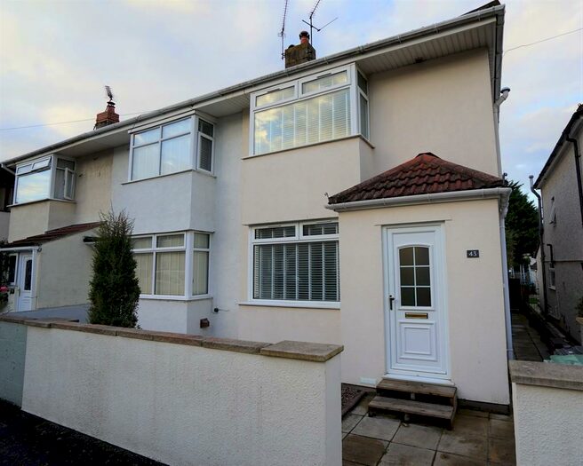 4 Bedroom Semi-Detached House To Rent In Charles Road, Filton, Bristol, BS34