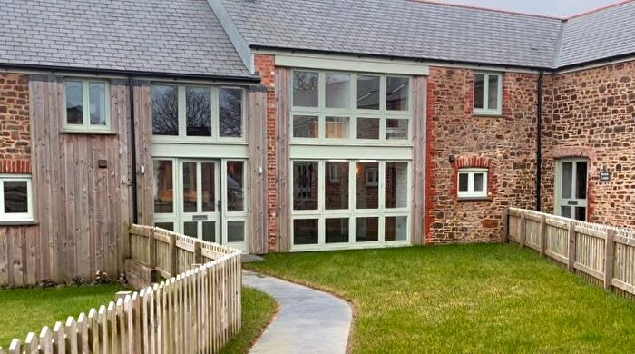 3 Bedroom Barn Conversion For Sale In Tredown Barns, Holsworthy, EX22