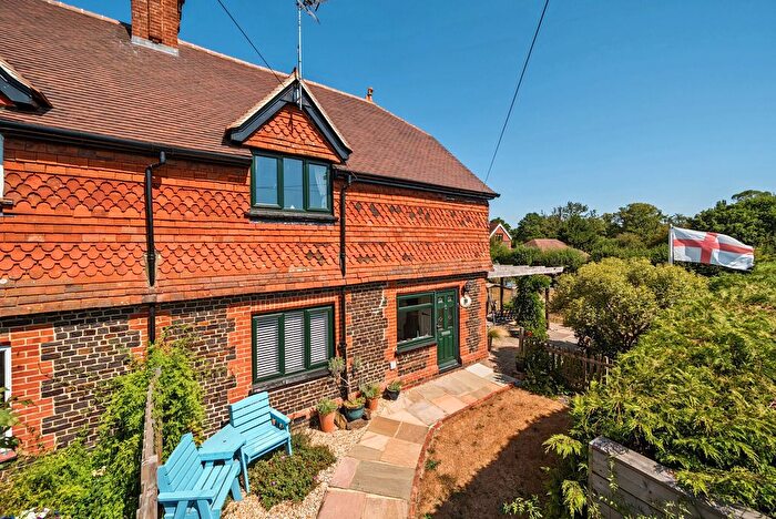 3 Bedroom Semi Detached House For Sale In Old Lane, Dockenfield, Farnham, GU10