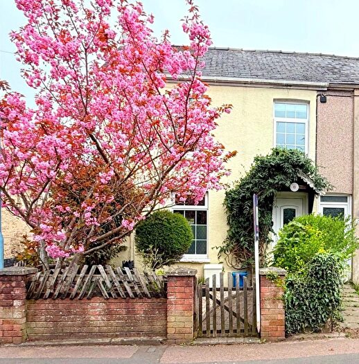 3 Bedroom End Of Terrace House For Sale In Mardy, Abergavenny, NP7
