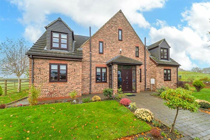 5 Bedroom Detached House For Sale In Clear View, Plawsworth, Chester Le Street, DH2