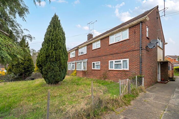 2 Bedroom Flat For Sale In Bracken Bank, Ascot, SL5