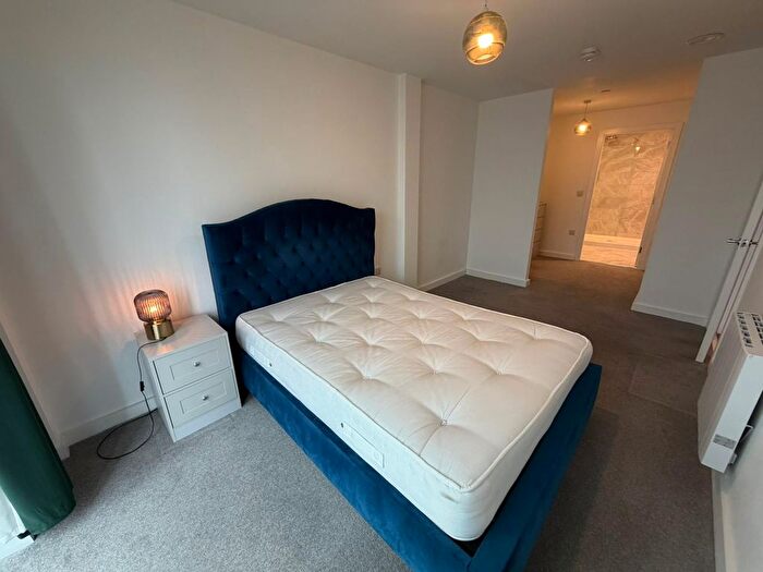 2 Bedroom Flat To Rent In Deluna House, Cornell Street, Manchester, M4