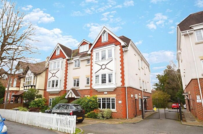 2 Bedroom Flat To Rent In Normanton Road, South Croydon, CR2