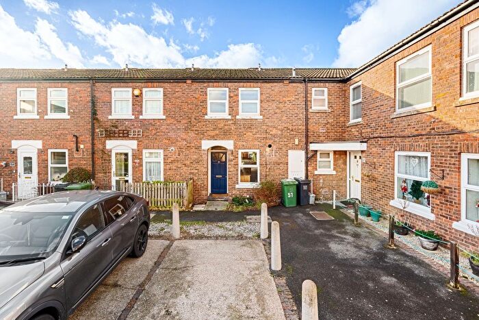 2 Bedroom Terraced House To Rent In Lonsdale Close, Mottingham, London, SE9