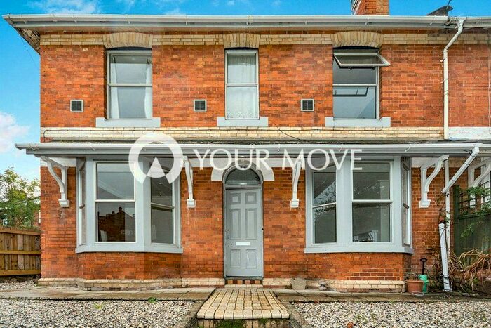 4 Bedroom Semi-Detached House To Rent In Highweek Road, Newton Abbot, Devon, TQ12