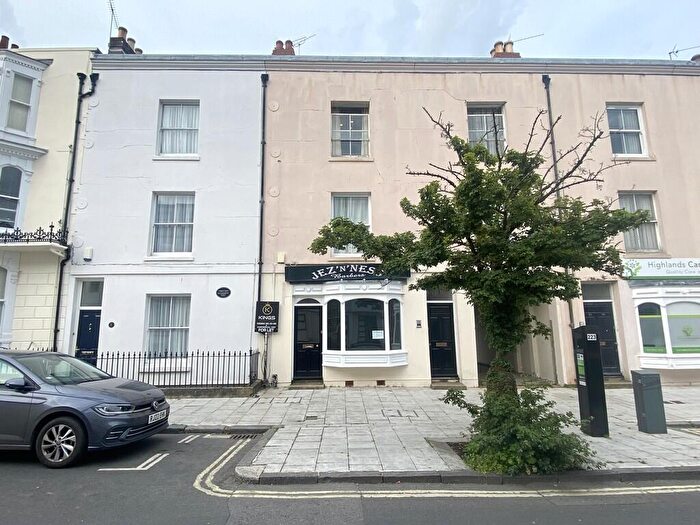 2 Bedroom Flat To Rent In Oxford Street, SO14