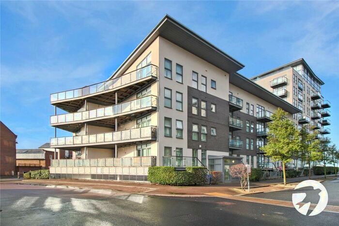 1 Bedroom Flat To Rent In Clarinda House, Clovelly Place, Greenhithe, Kent, DA9