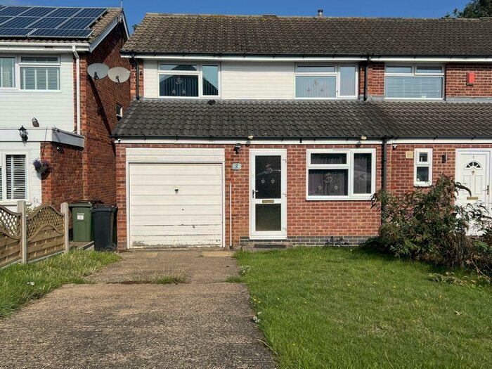 3 Bedroom Semi-Detached House To Rent In Edward Close, Oadby, LE2
