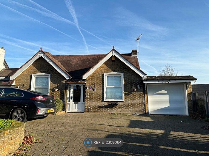3 Bedroom Bungalow To Rent In Bedonwell Road, Bexleyheath/Upper Belvedere, DA17