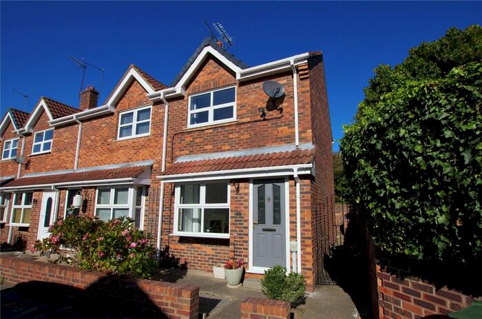 2 Bedroom End Of Terrace House To Rent In Wayfbain Lane, Hedon, Hull, East Riding Of Yorkshire, HU12