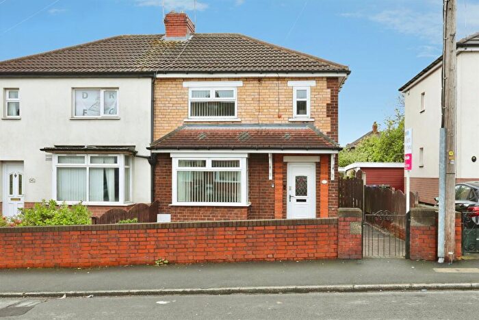 3 Bedroom Semi Detached House For Sale In Thomson Avenue, Balby, Doncaster, DN4