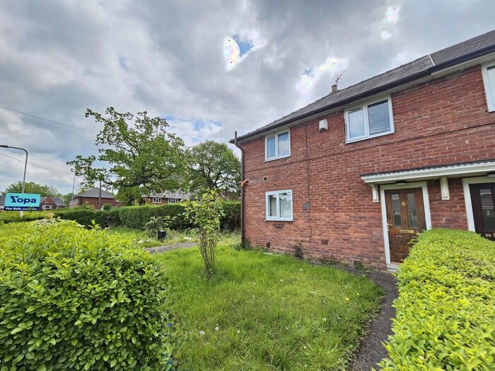 3 Bedroom Semi-Detached House For Sale In Newhey Avenue, Manchester, M22