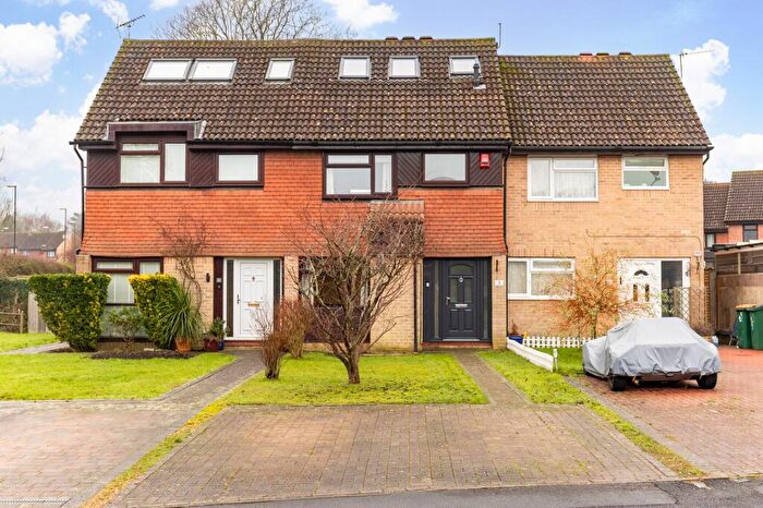 4 Bedroom Terraced House For Sale In Capsey Road, Ifield, RH11