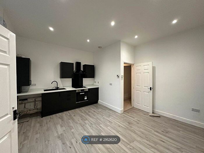 2 Bedroom Maisonette To Rent In Lord Street, South Shields, NE33