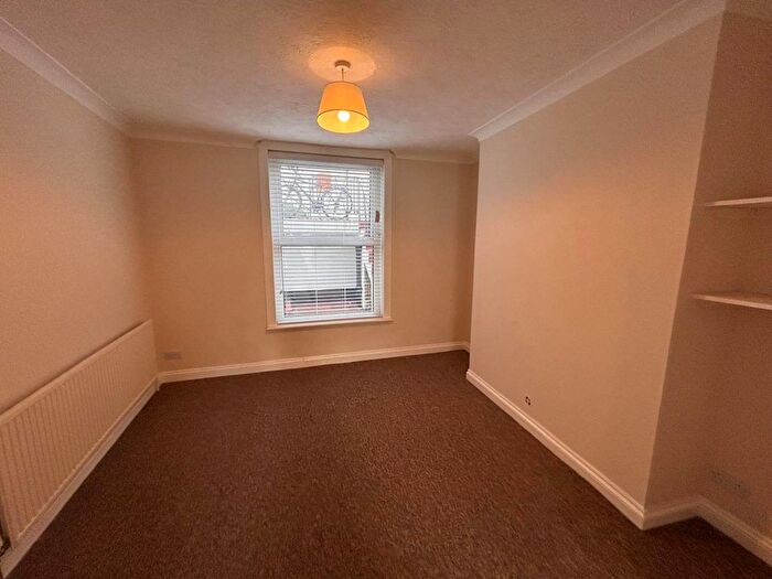 1 Bedroom Flat To Rent In Argyle Road, Brighton, BN1