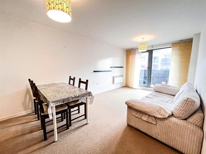 2 Bedroom Apartment To Rent In Skyline, Granville Street, Birmingham, B1