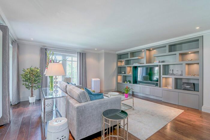 2 Bedroom Flat For Sale In Pelabon House, Richmond Bridge Development, TW1