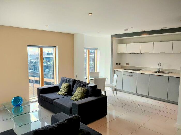 1 Bedroom Apartment To Rent In Apt . :: Ice Plant, M4