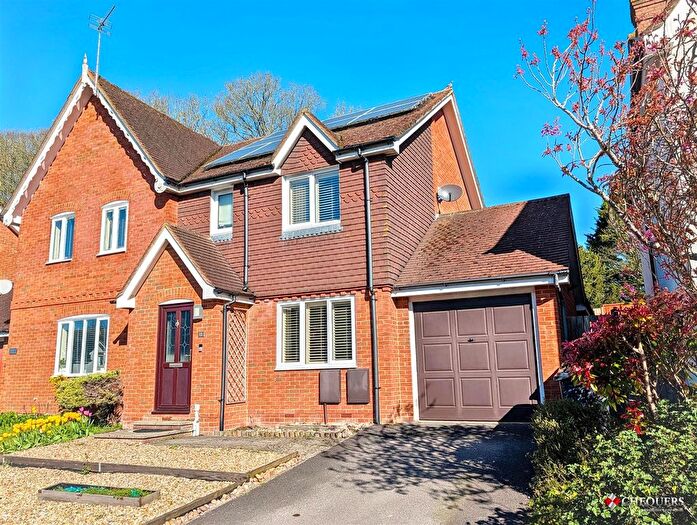 3 Bedroom Semi Detached House For Sale In Speckled Wood Road, Basingstoke, RG24