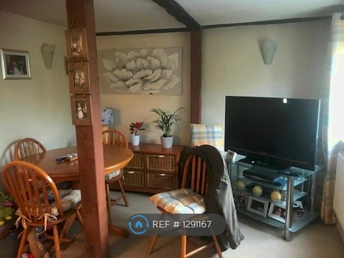 2 Bedroom Semi-Detached House To Rent In Back Lane, Herts CM22