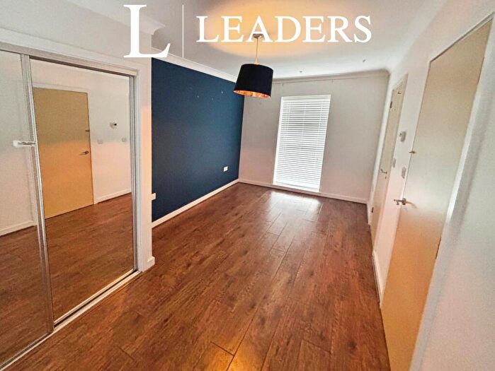 4 Bedroom Town House To Rent In Tanyard Place, CM20