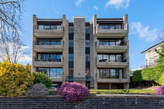 3 Bedroom Flat To Rent In Christchurch Terrace, Malvern Road, Cheltenham, GL50