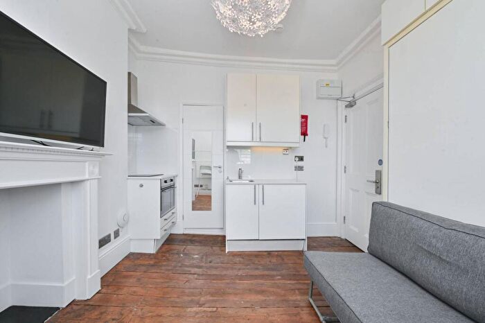Studio To Rent In Gloucester Place, , Marylebone, London, NW1