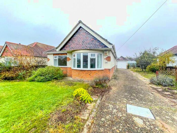 3 Bedroom Detached Bungalow To Rent In Castle Lane West, Bournemouth, Dorset, BH8